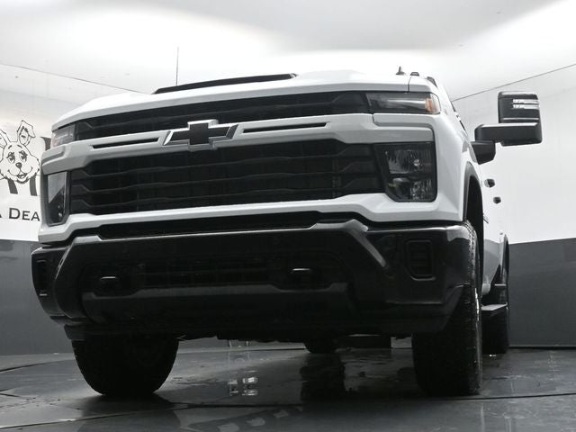 2026 Chevrolet Silverado 2500HD Custom