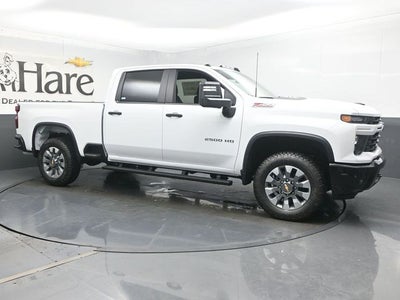 2026 Chevrolet Silverado 2500HD Custom