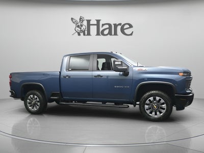 2026 Chevrolet Silverado 2500HD Custom
