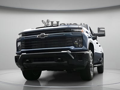2026 Chevrolet Silverado 2500HD Custom