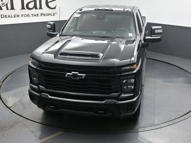 2026 Chevrolet Silverado 2500HD Custom