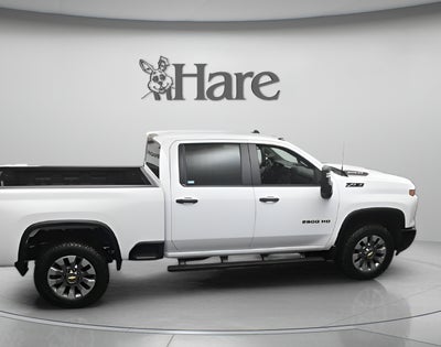 2026 Chevrolet Silverado 2500HD Custom