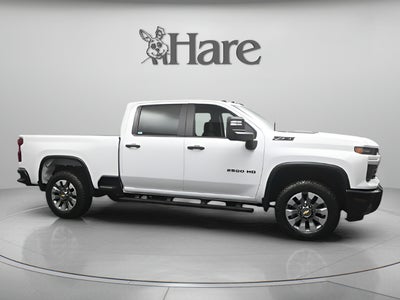 2026 Chevrolet Silverado 2500HD Custom