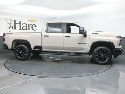 2026 Chevrolet Silverado 2500HD Custom