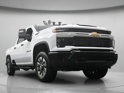 2026 Chevrolet Silverado 2500HD Custom