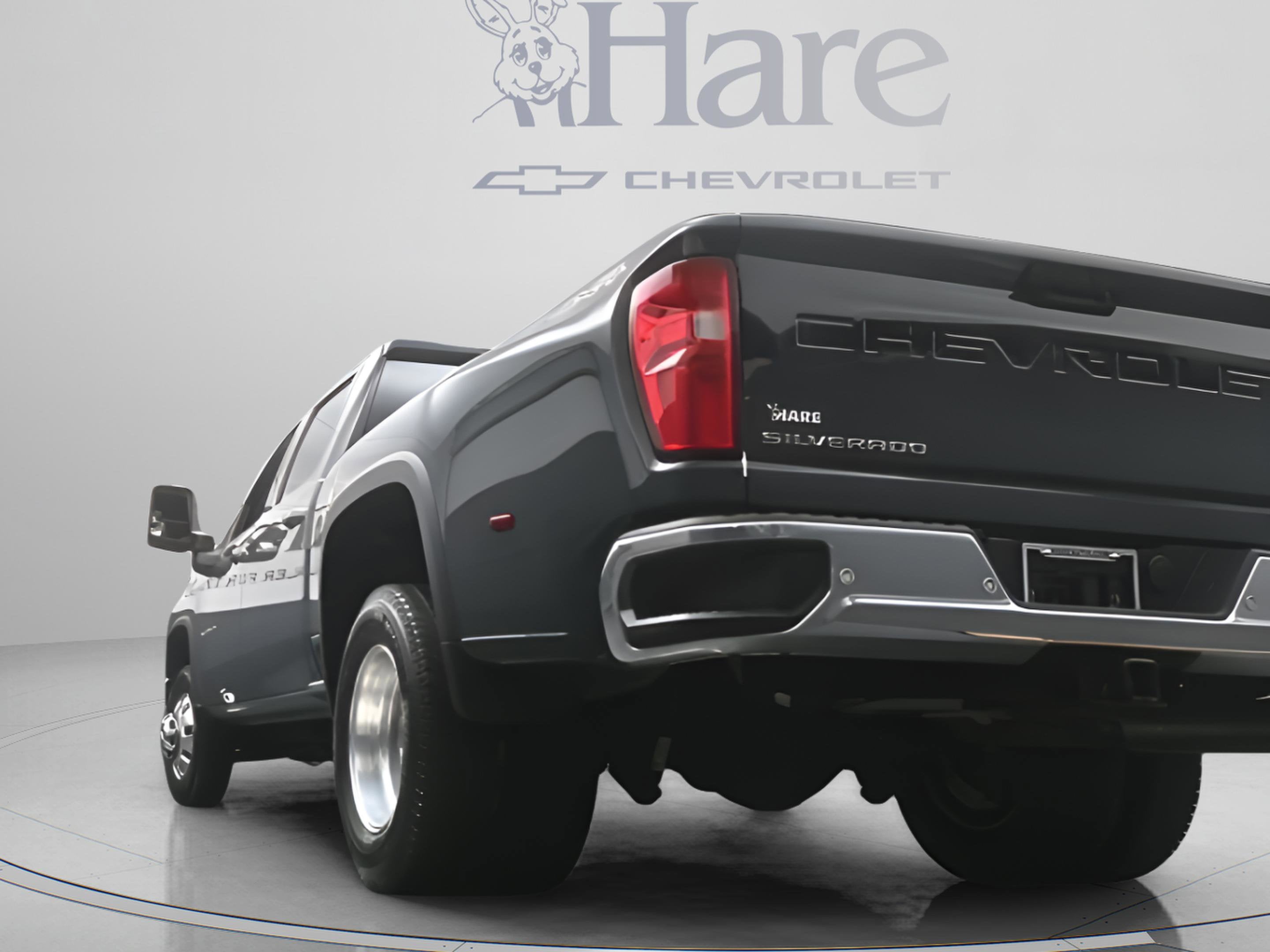 2025 Chevrolet Silverado 3500HD LTZ