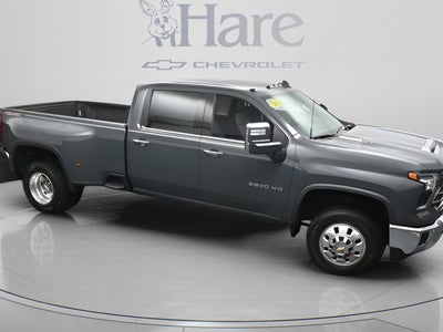 2025 Chevrolet Silverado 3500HD LTZ