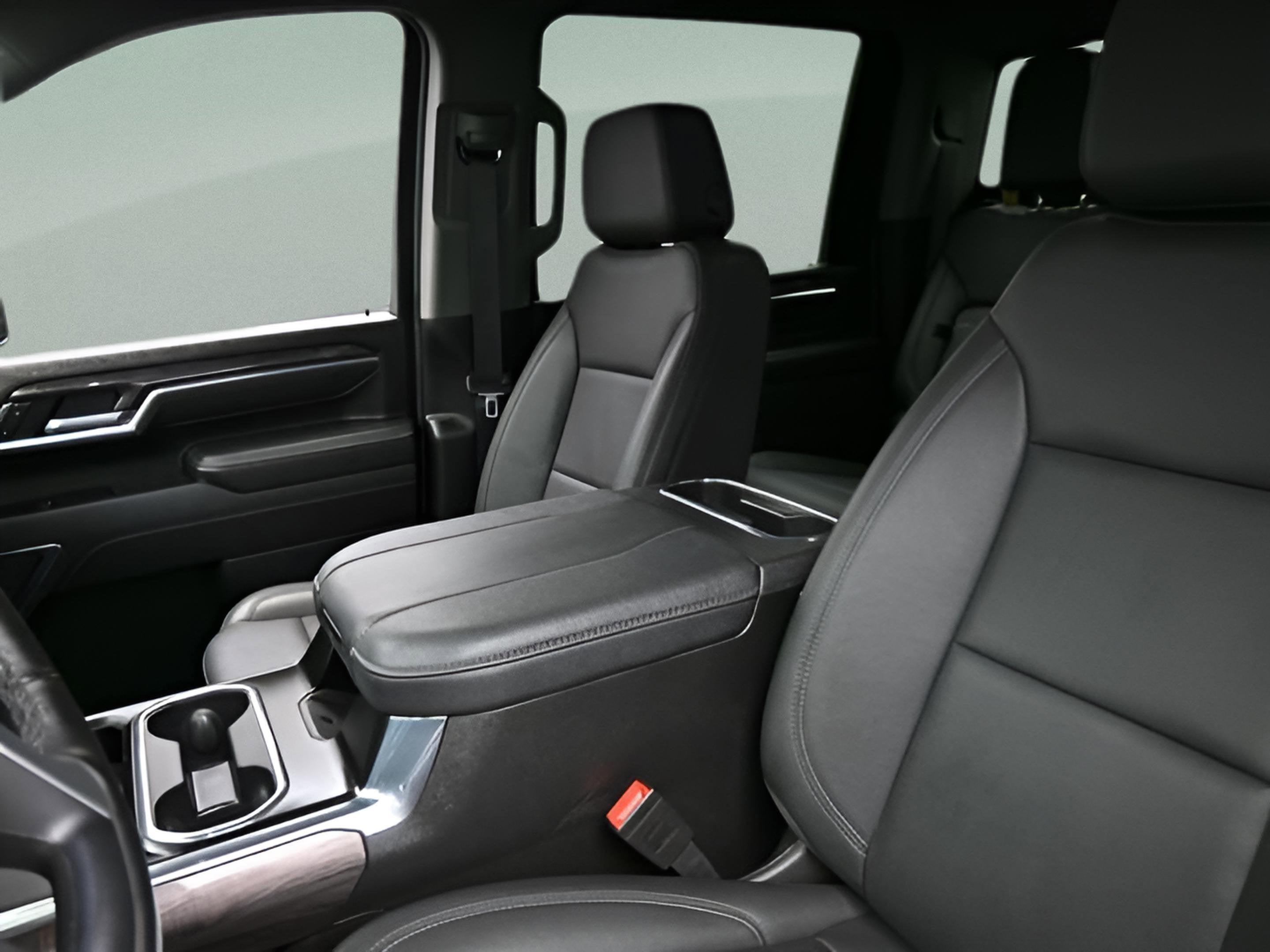 2025 Chevrolet Silverado 3500HD LTZ