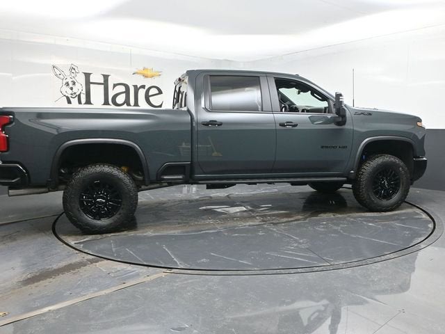 2026 Chevrolet Silverado 2500HD ZR2