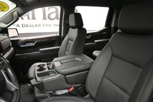 2024 Chevrolet Silverado 1500 LT LT1