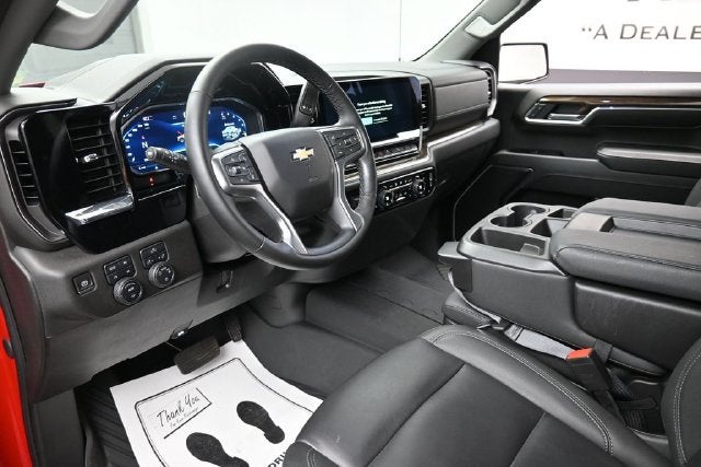 2024 Chevrolet Silverado 1500 LT LT1
