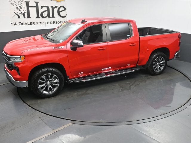 2024 Chevrolet Silverado 1500 LT LT1