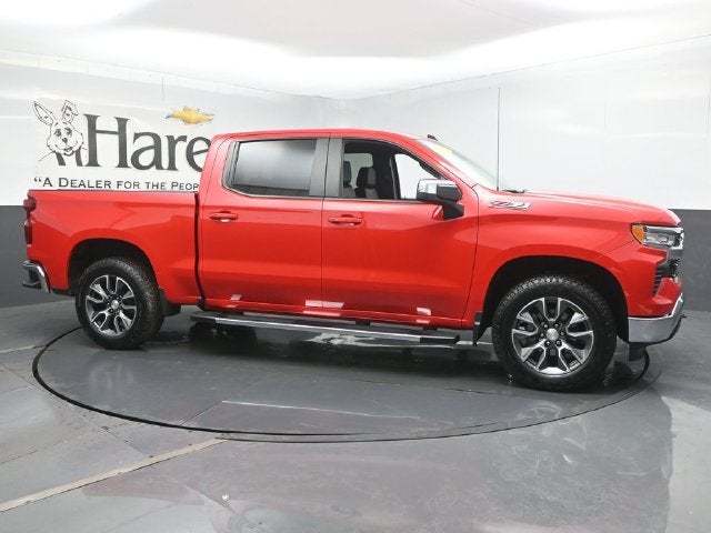 2024 Chevrolet Silverado 1500 LT LT1