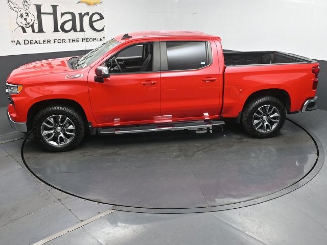 2024 Chevrolet Silverado 1500 LT LT1