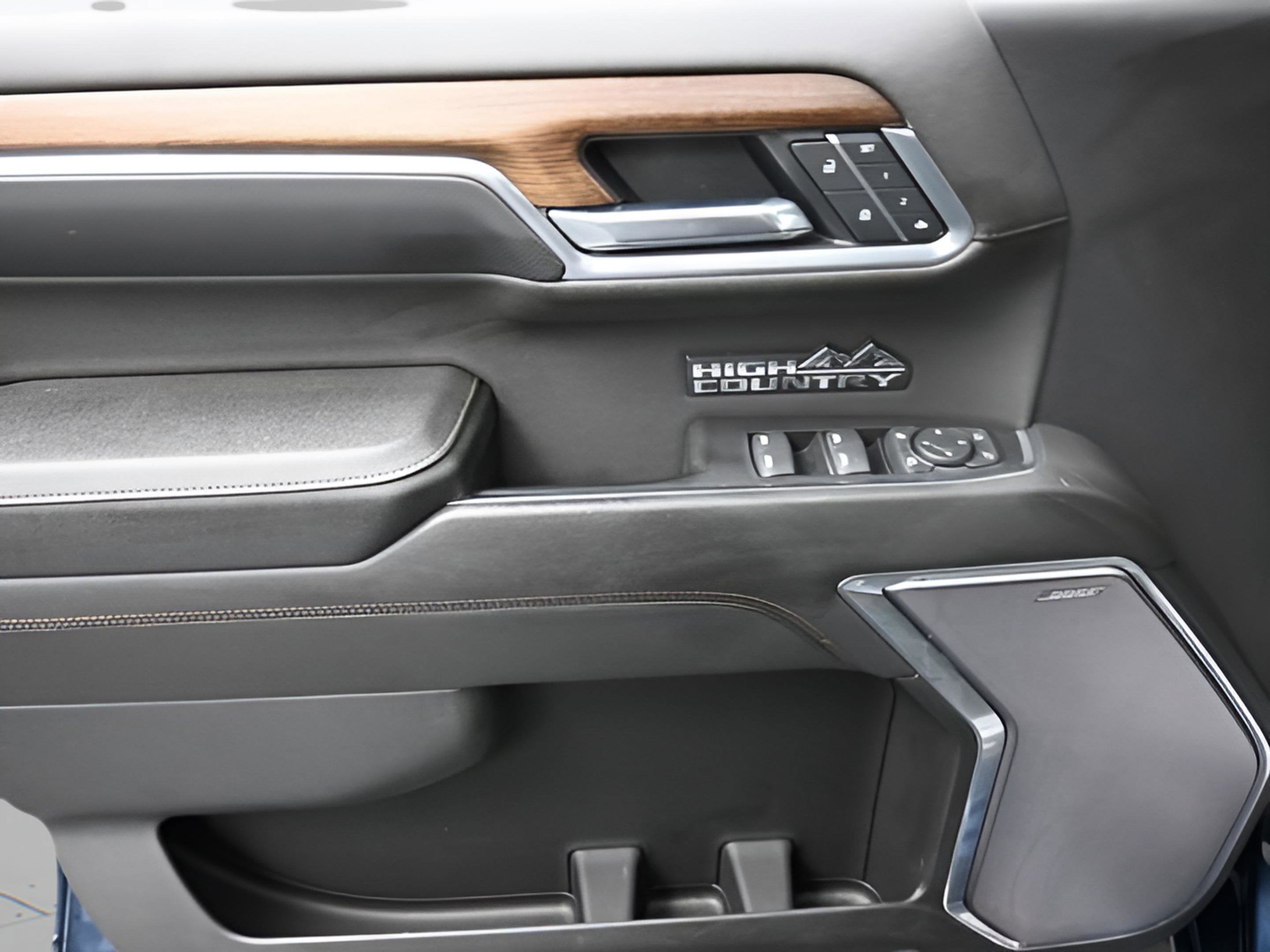 2022 Chevrolet Silverado 1500 High Country