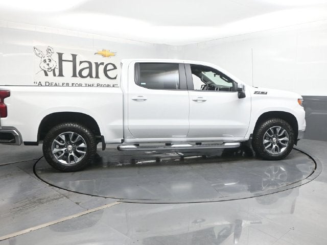 2026 Chevrolet Silverado 1500 LT LT1