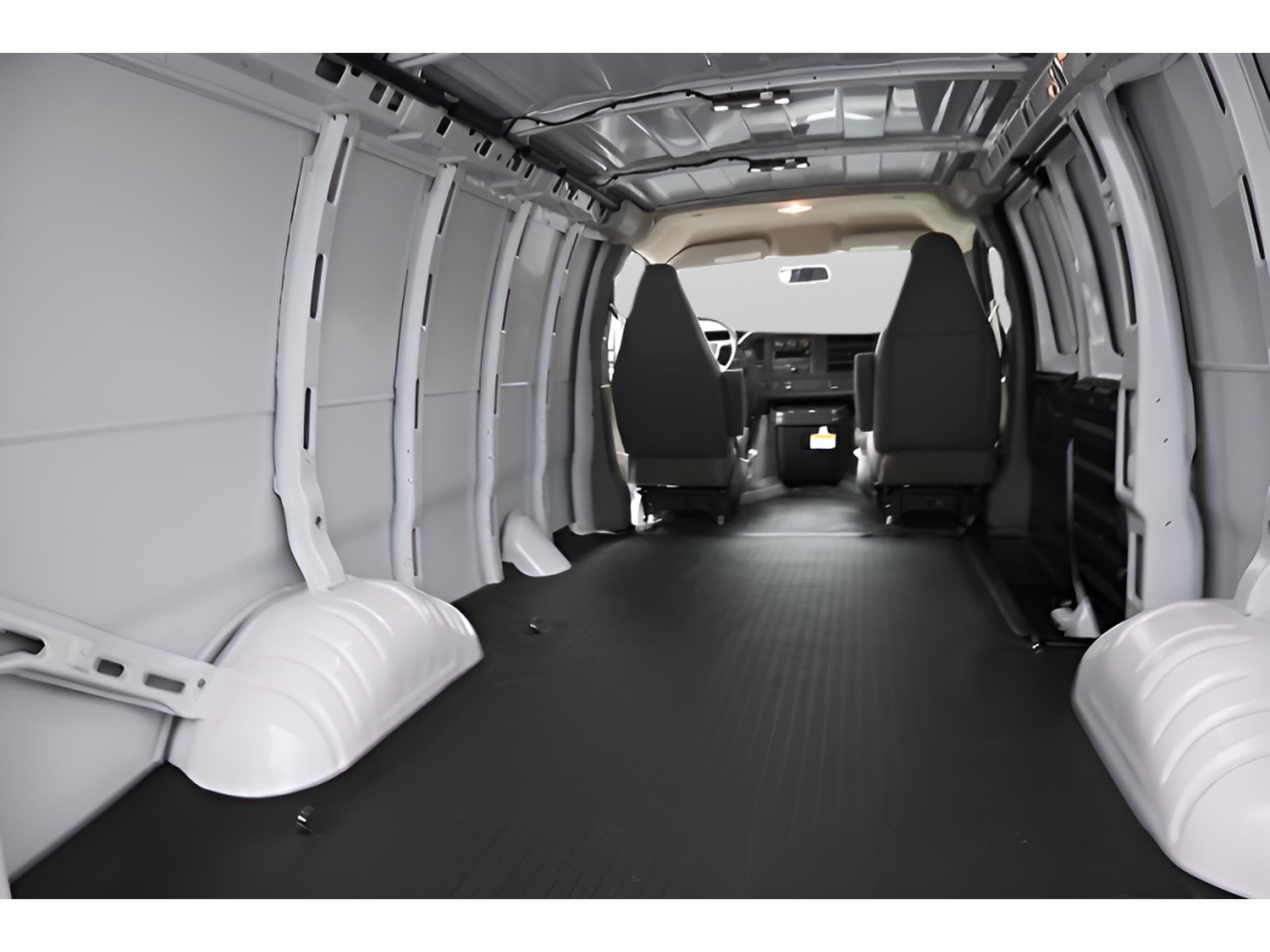 2026 Chevrolet Express 2500 Work Van Cargo