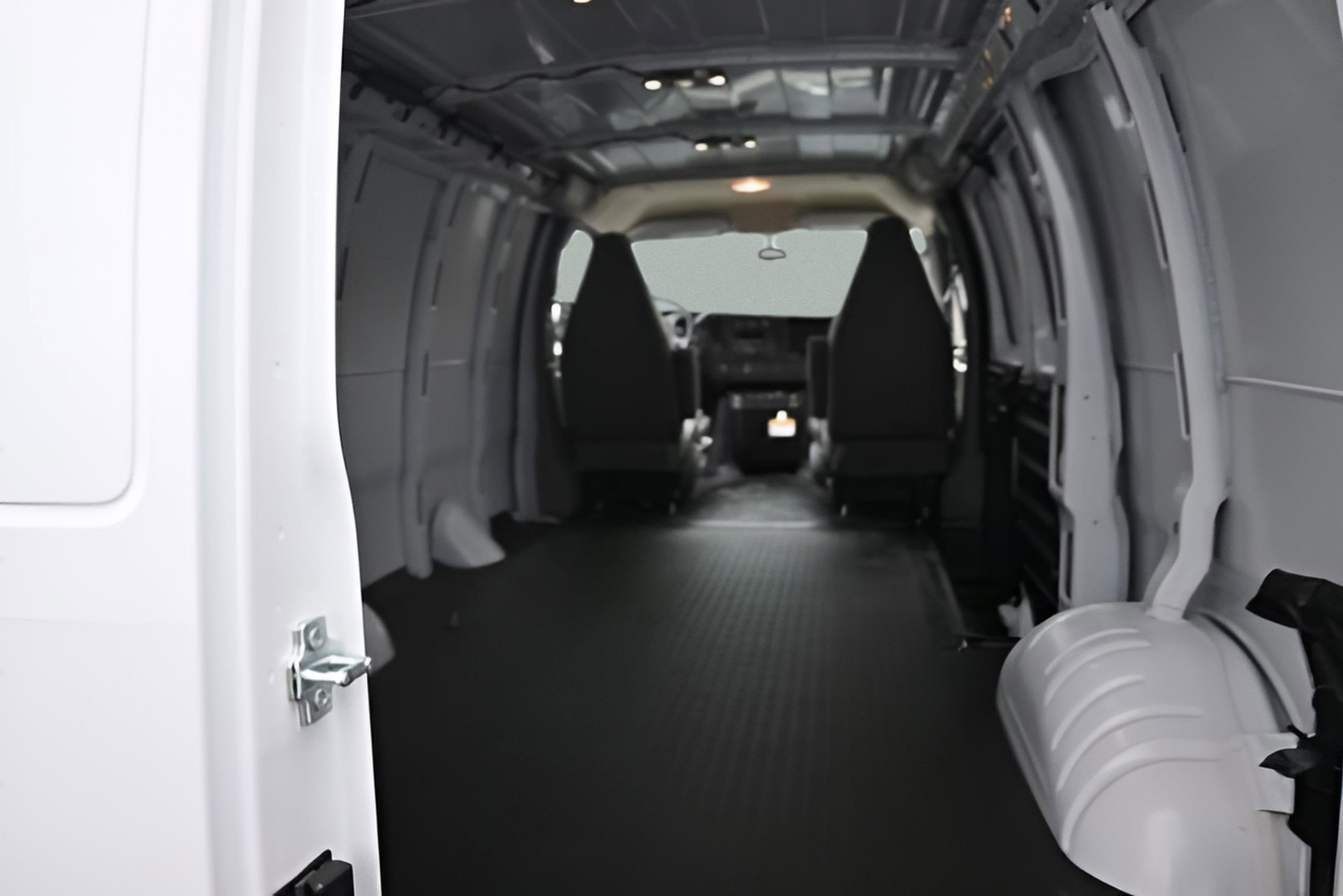 2026 Chevrolet Express 2500 Work Van Cargo