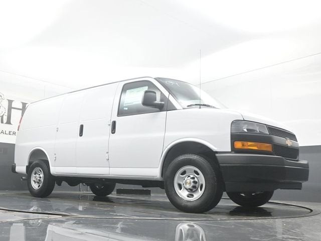 2026 Chevrolet Express 2500 Work Van Cargo