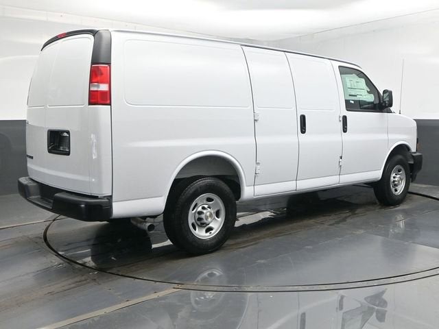 2026 Chevrolet Express 2500 Work Van Cargo