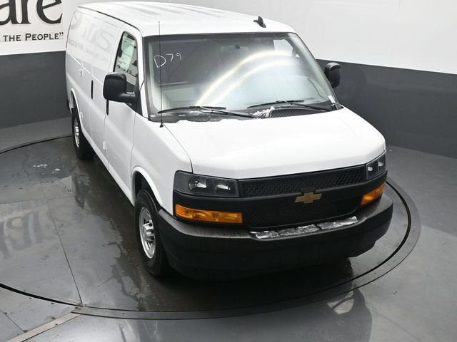 2025 Chevrolet Express 2500 Work Van Cargo
