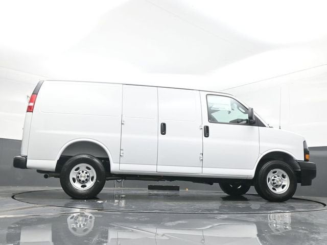 2025 Chevrolet Express 2500 Work Van Cargo