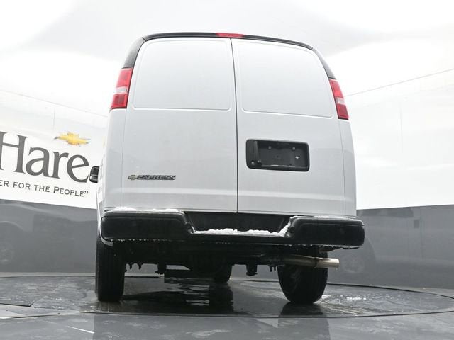 2025 Chevrolet Express 2500 Work Van Cargo