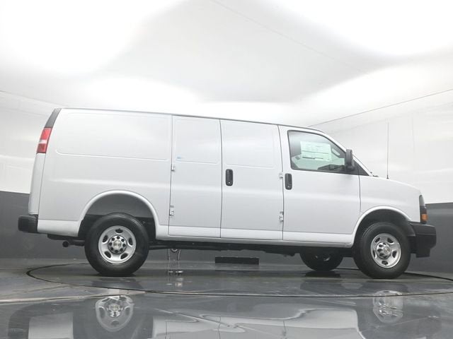 2026 Chevrolet Express 2500 Work Van Cargo