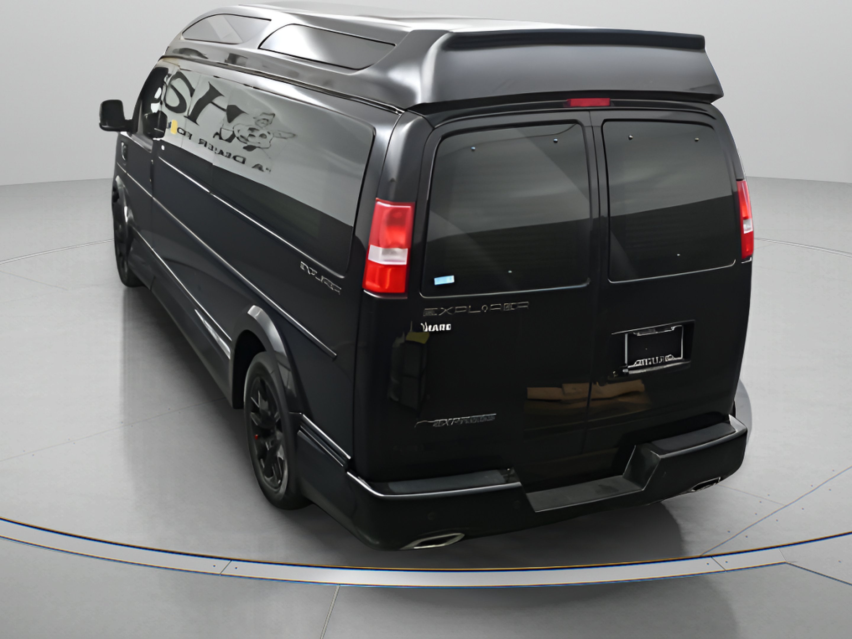 2025 Chevrolet Express 2500 Work Van Cargo
