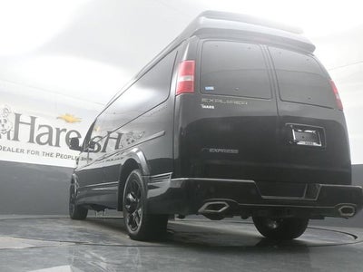 2025 Chevrolet Express 2500 Work Van Cargo