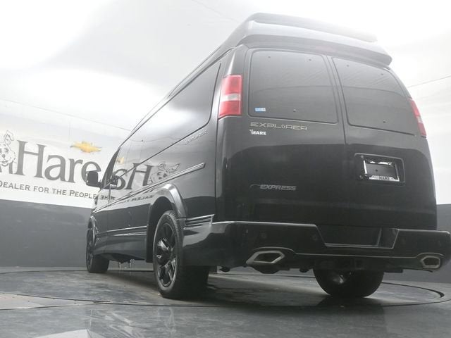 2025 Chevrolet Express 2500 Work Van Cargo