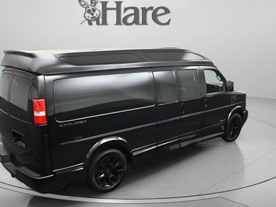 2025 Chevrolet Express 2500 Work Van Cargo