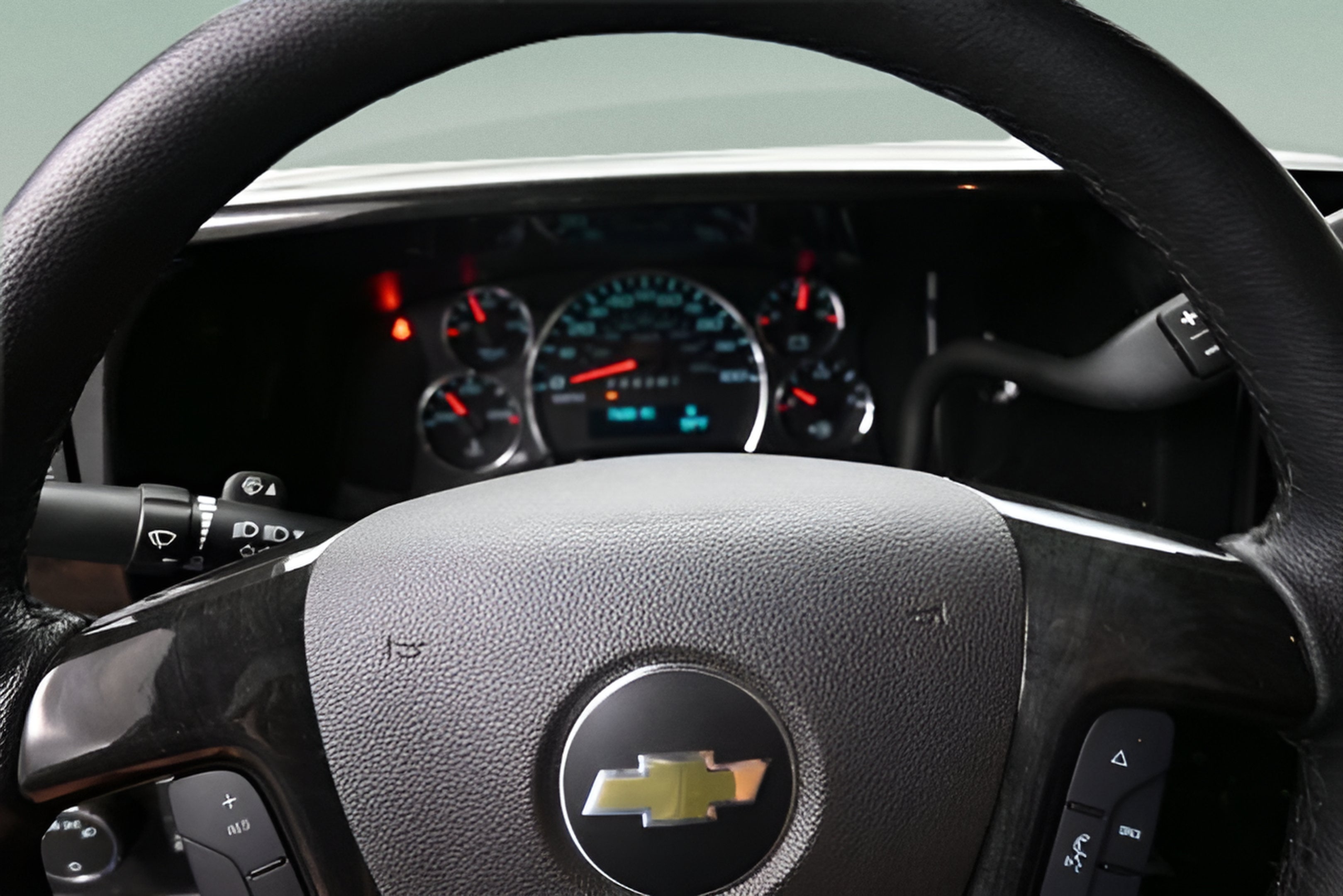 2025 Chevrolet Express 2500 Work Van Cargo