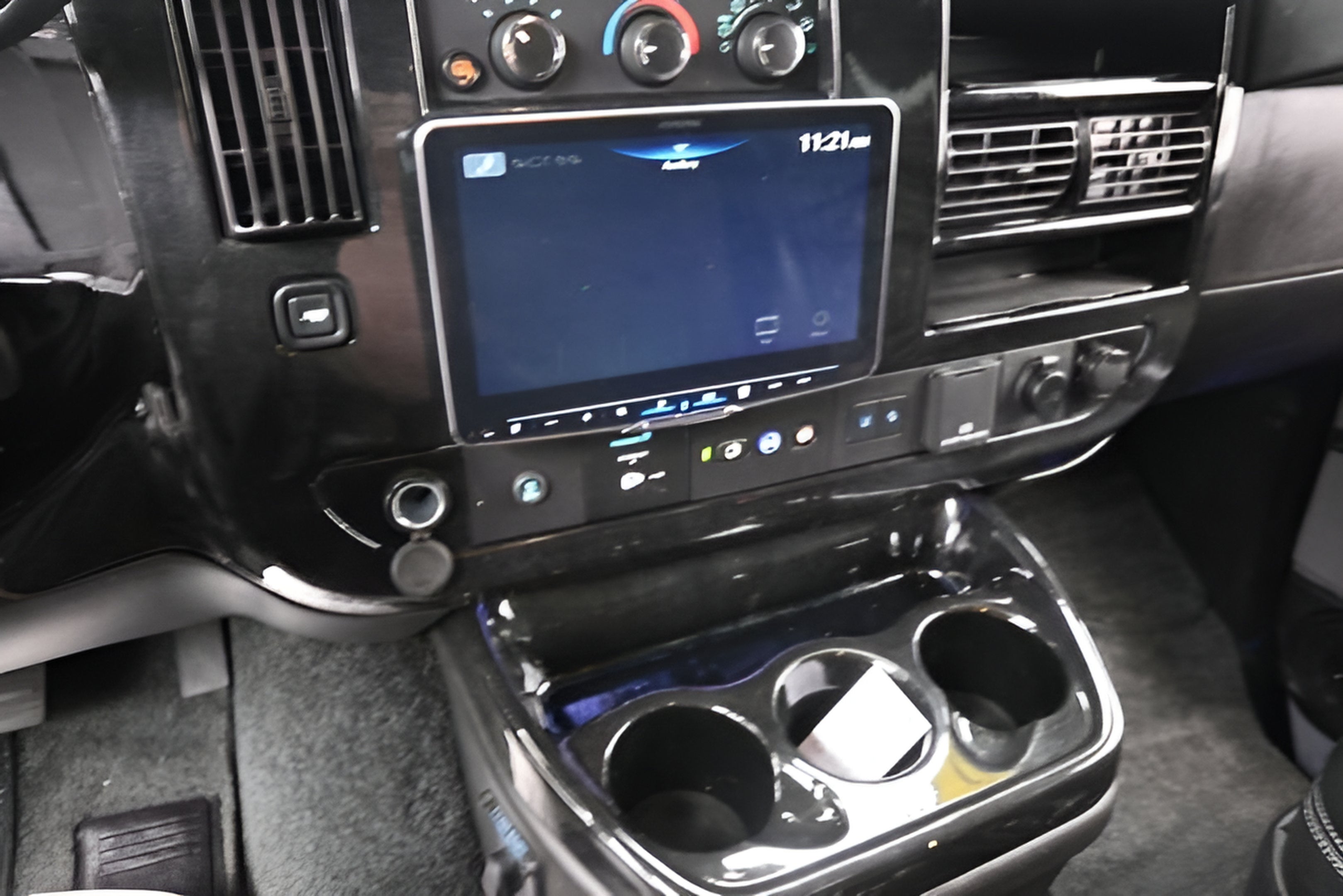 2025 Chevrolet Express 2500 Work Van Cargo