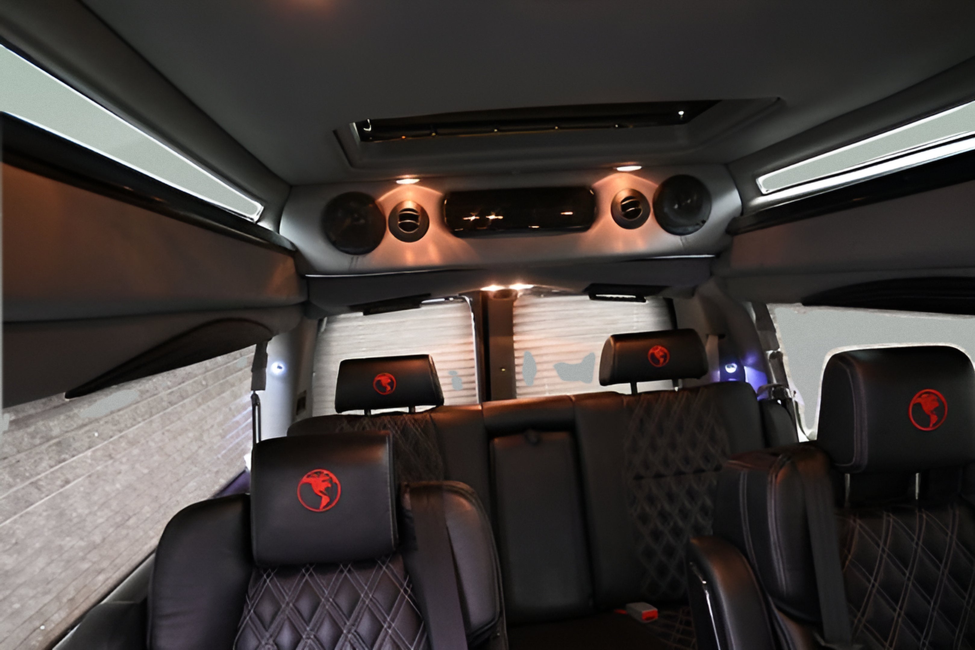 2025 Chevrolet Express 2500 Work Van Cargo