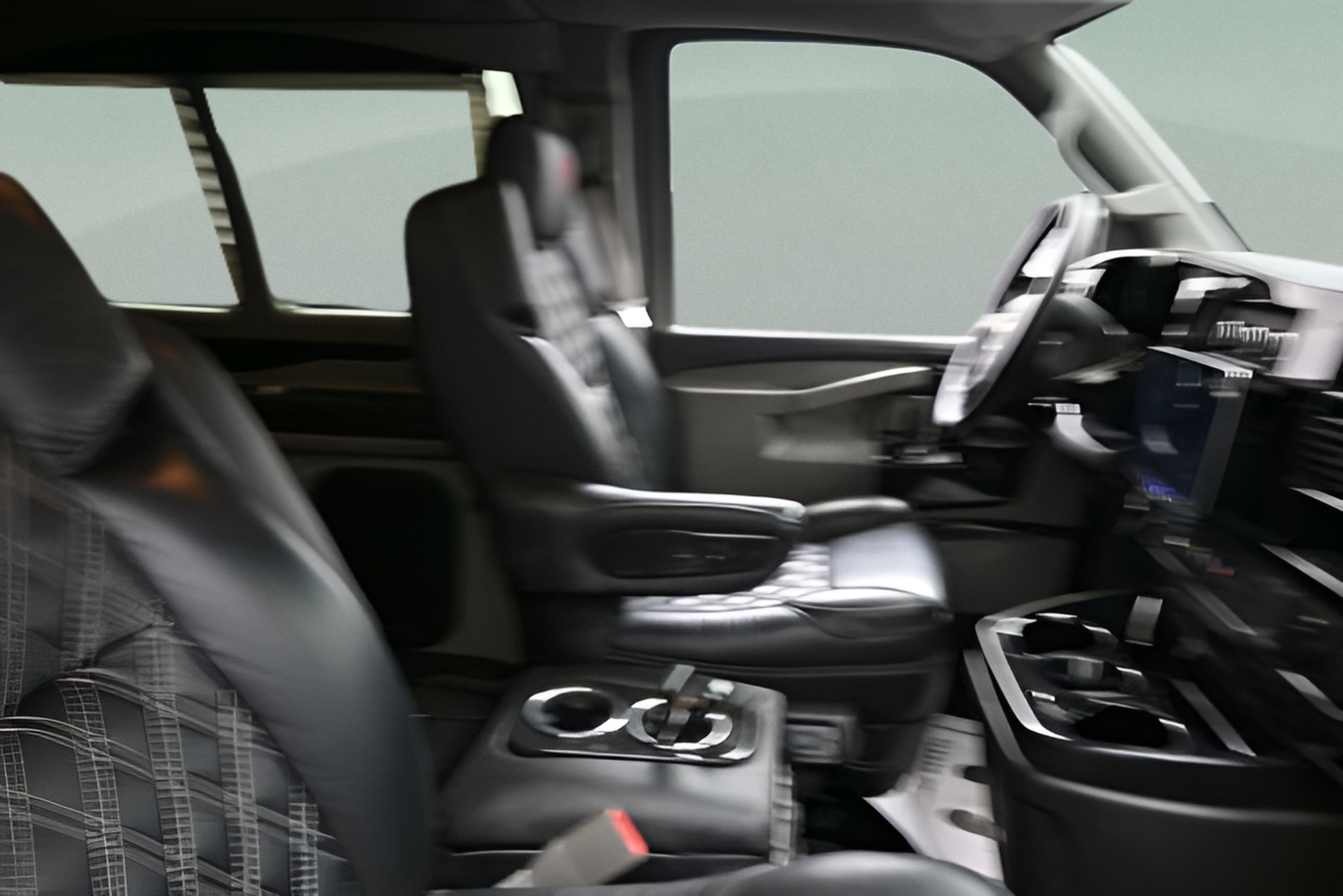 2025 Chevrolet Express 2500 Work Van Cargo