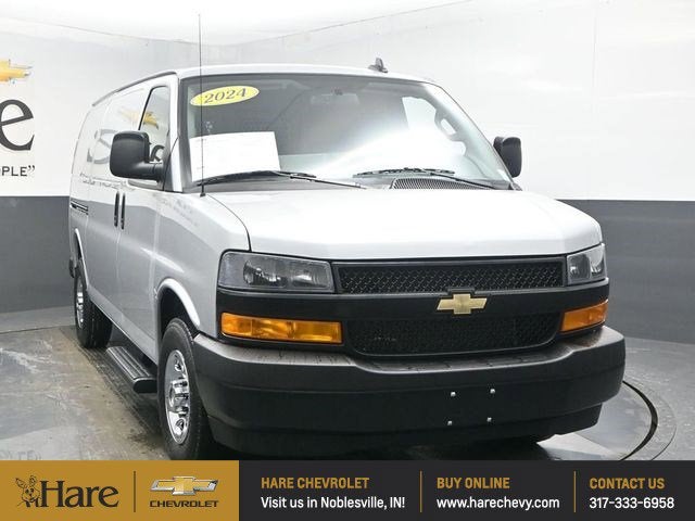 2024 Chevrolet Express 3500 Work Van Cargo