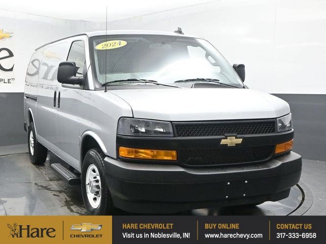 2024 Chevrolet Express 3500 Work Van Cargo