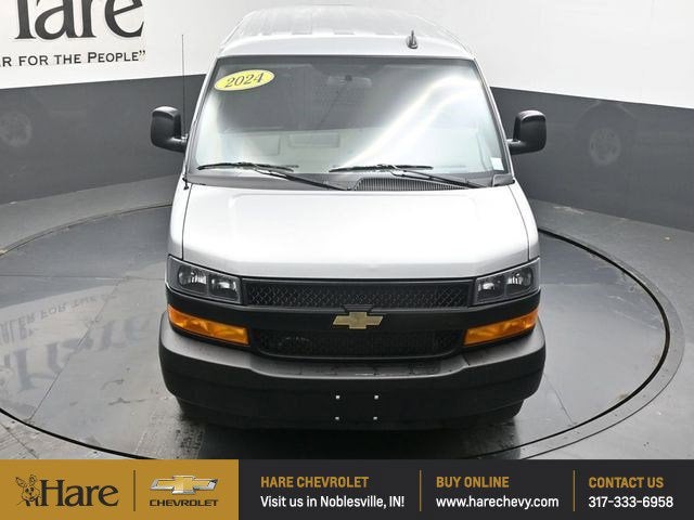 2024 Chevrolet Express 3500 Work Van Cargo