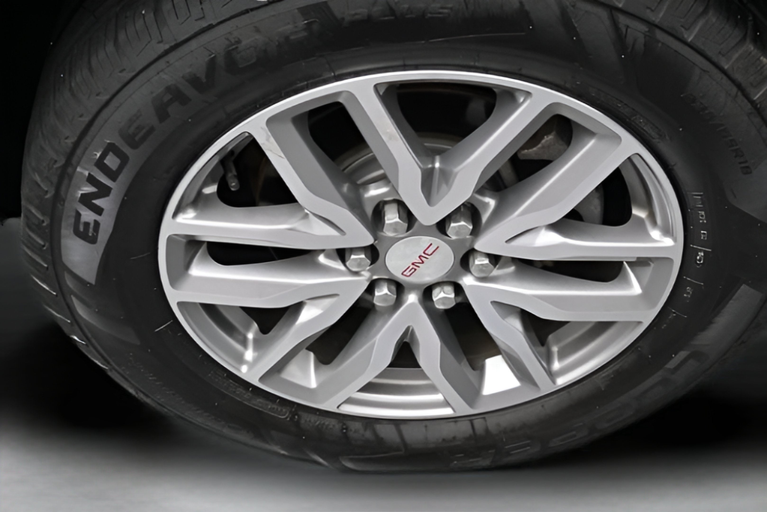 2017 GMC Acadia SLE-2