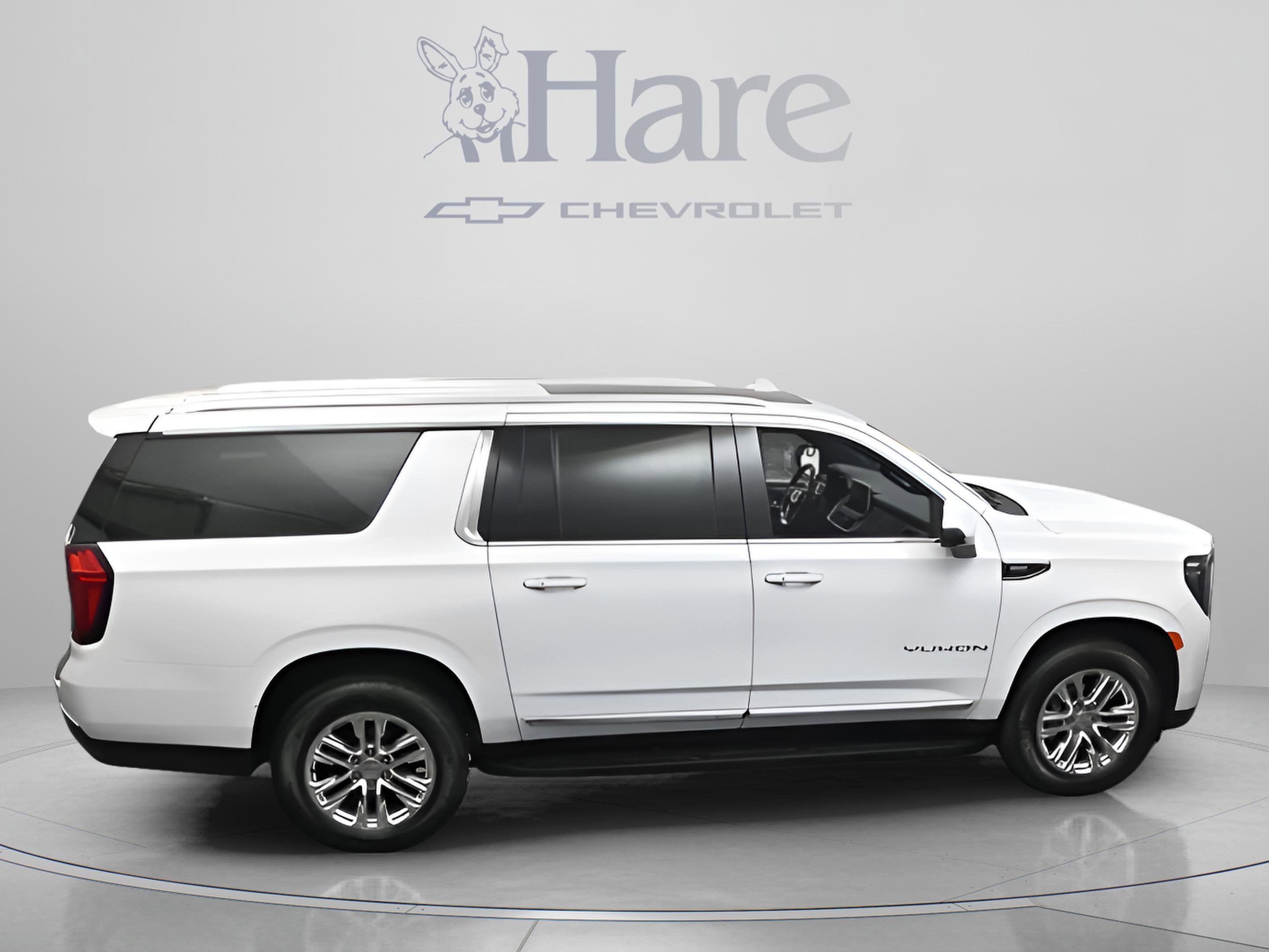 2022 GMC Yukon XL SLT