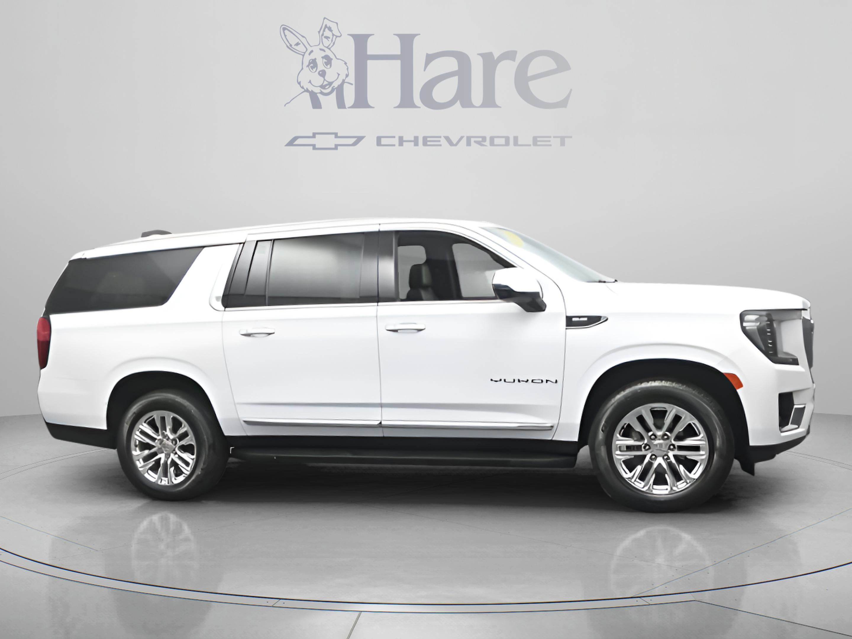 2022 GMC Yukon XL SLT