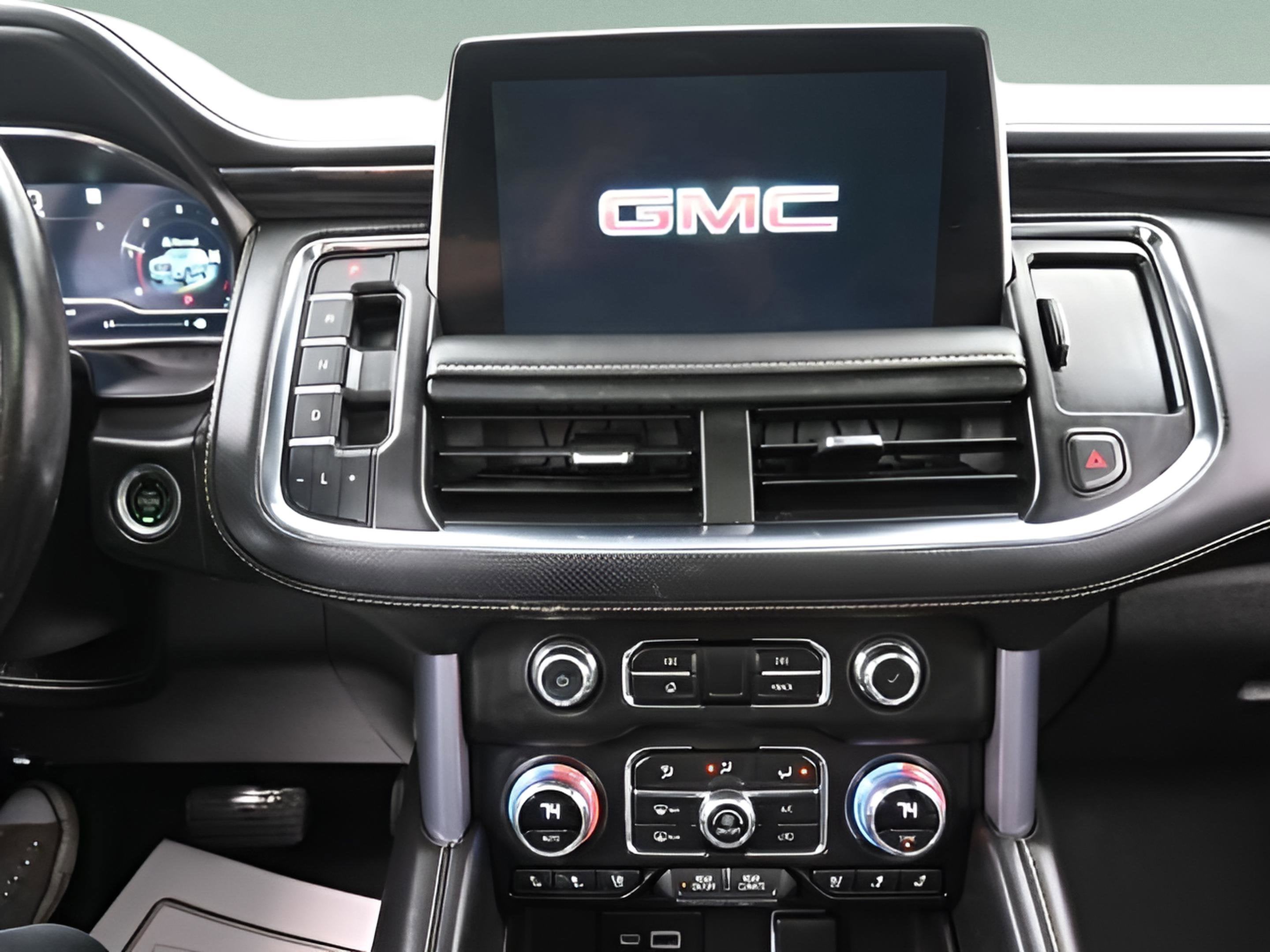 2022 GMC Yukon XL SLT