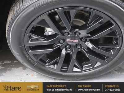 2023 GMC Yukon XL SLT