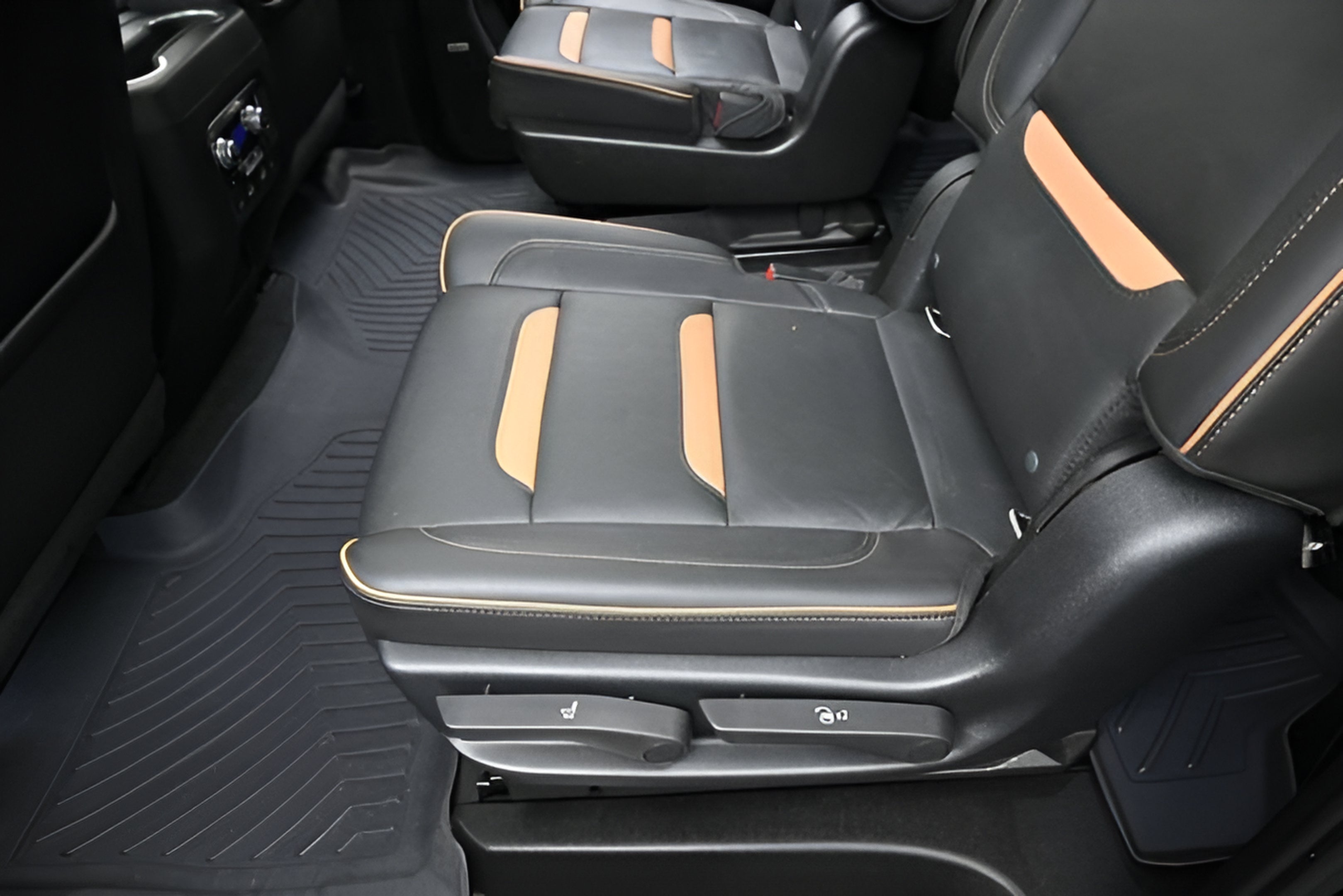 2021 GMC Yukon XL AT4