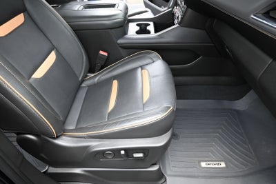 2021 GMC Yukon XL AT4