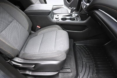 2018 Chevrolet Traverse LT Cloth w/1LT