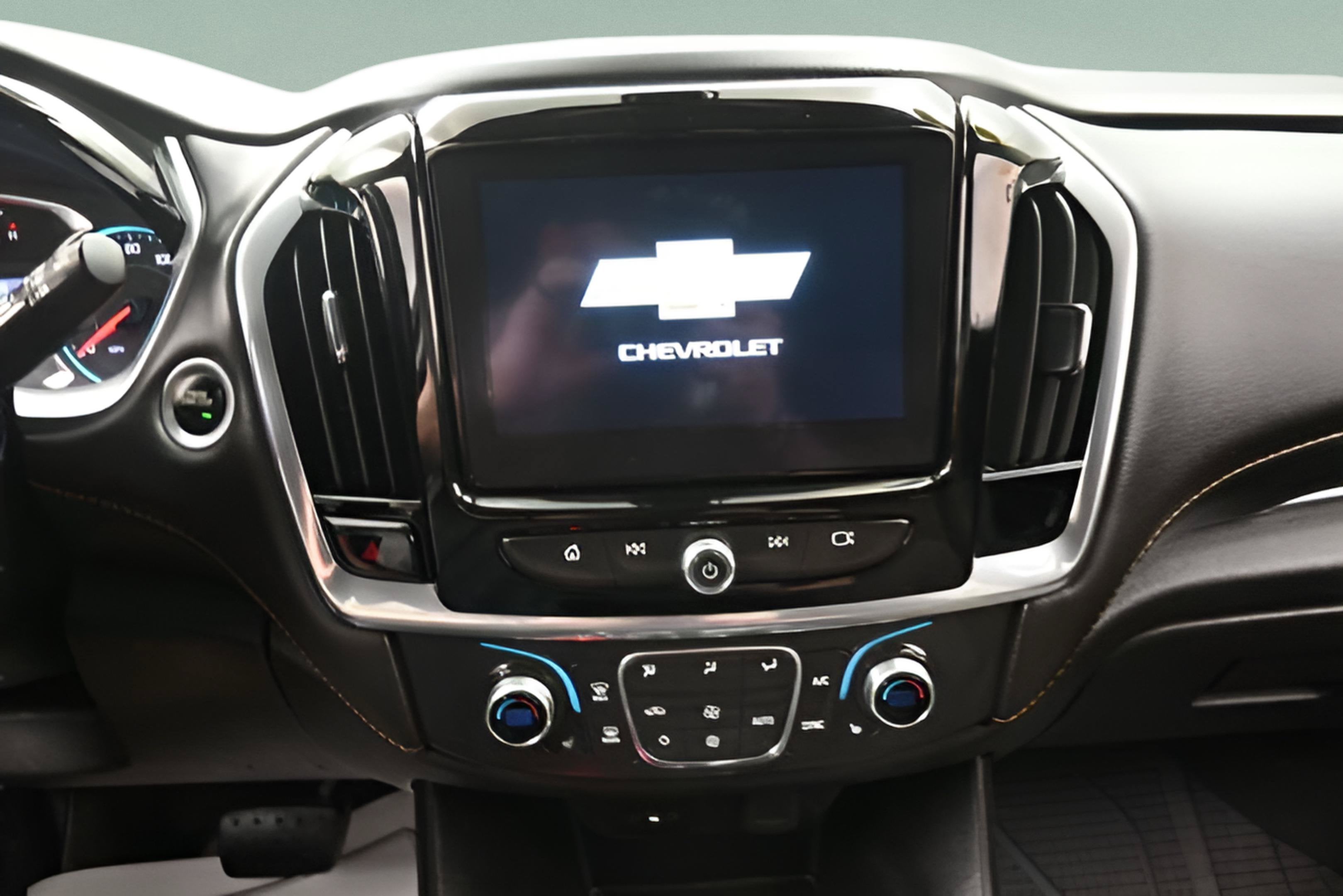 2020 Chevrolet Traverse LT 1LT