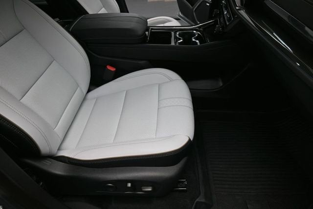 2025 Chevrolet Traverse High Country