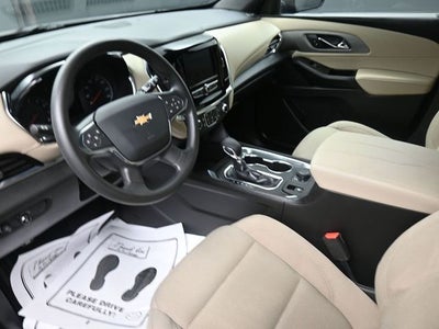 2023 Chevrolet Traverse LS